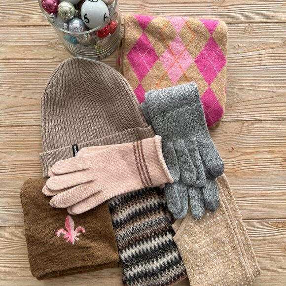 Patagonia 95% Recycled Cashmere Beanie – Taupe/Oatmeal | Cozy Rib Knit | Unisex - Picture 4 of 6